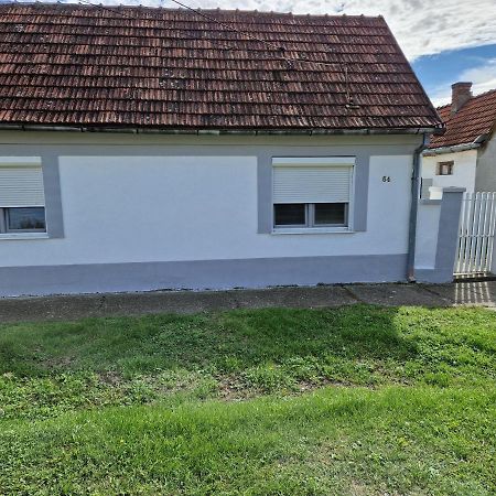 Kuca Na Dan Apartman Sid község Kültér fotó